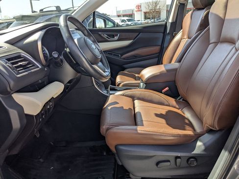 Used 2019 Subaru Ascent Touring w/ Popular Package #3 image 16