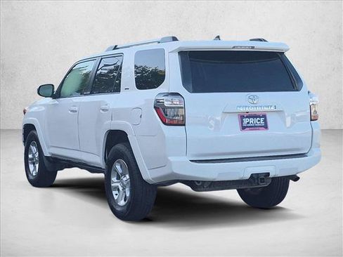 Used 2022 Toyota 4Runner SR5 RWD image 7