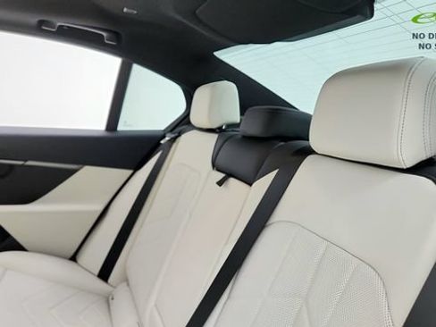 Used 2026 BMW 540i xDrive AWD/4WD image 43
