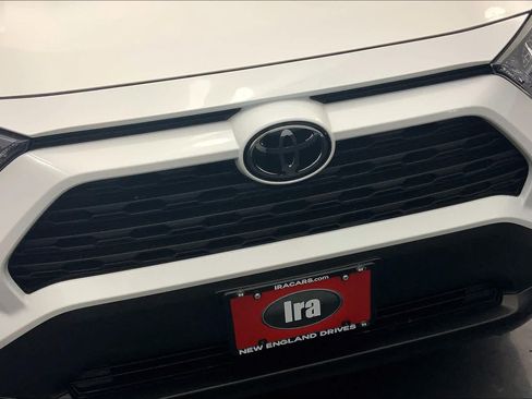 Used 2021 Toyota RAV4 LE AWD/4WD image 31