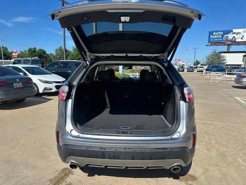 Used 2022 Ford Edge Titanium AWD/4WD image 15