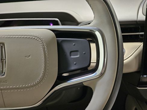 Used 2024 Lincoln Nautilus Premier w/ Equipment Group 102A image 24