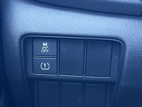 Used 2019 Honda CR-V LX image 26