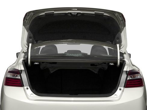 Used 2017 Honda Accord Sport image 12