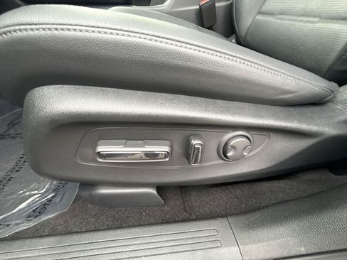 Used 2024 Honda CR-V EX-L image 15
