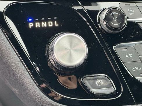 New 2026 Chrysler Pacifica Select FWD image 19