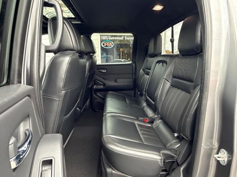 Used 2022 Nissan Frontier PRO-4X AWD/4WD image 18
