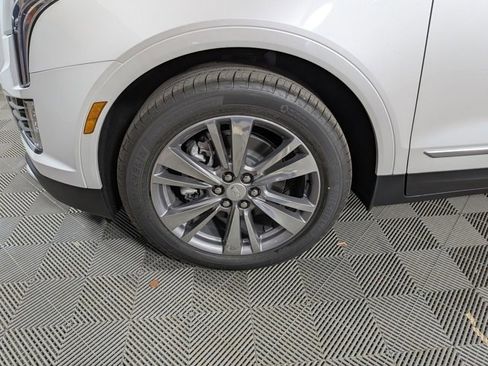 New 2025 Cadillac XT5 Premium Luxury w/ LPO, Floor Liner Package image 35