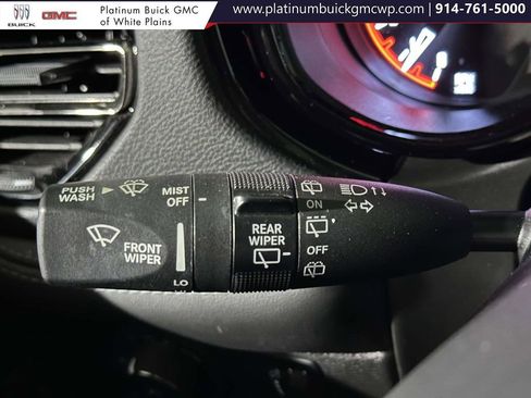 Used 2022 Dodge Durango GT image 37