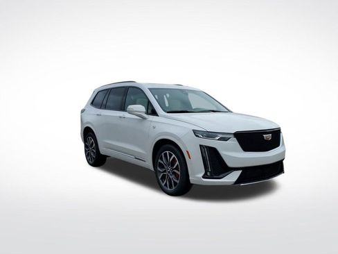 New 2025 Cadillac XT6 Sport w/ Technology Package image 2