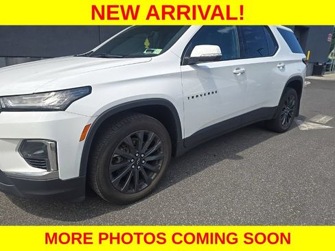 Used 2023 Chevrolet Traverse RS AWD/4WD image 2