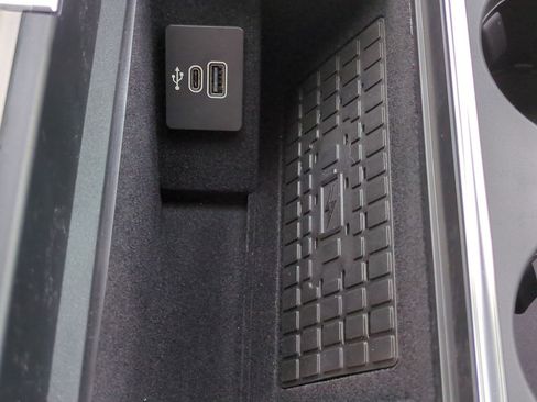 New 2025 Lincoln Navigator L Reserve AWD/4WD image 23