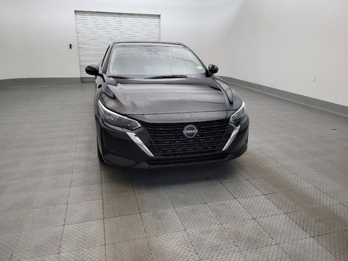 Used 2025 Nissan Sentra SV FWD image 14