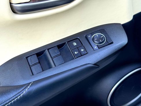 Used 2015 Lexus NX 200t FWD image 14