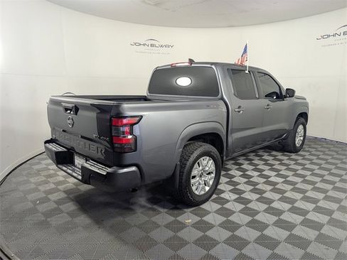 Used 2022 Nissan Frontier SV w/ Technology Package image 5