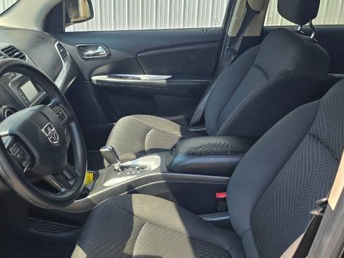 Used 2017 Dodge Journey SXT image 8