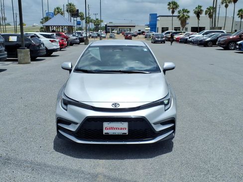 Used 2025 Toyota Corolla SE FWD image 3