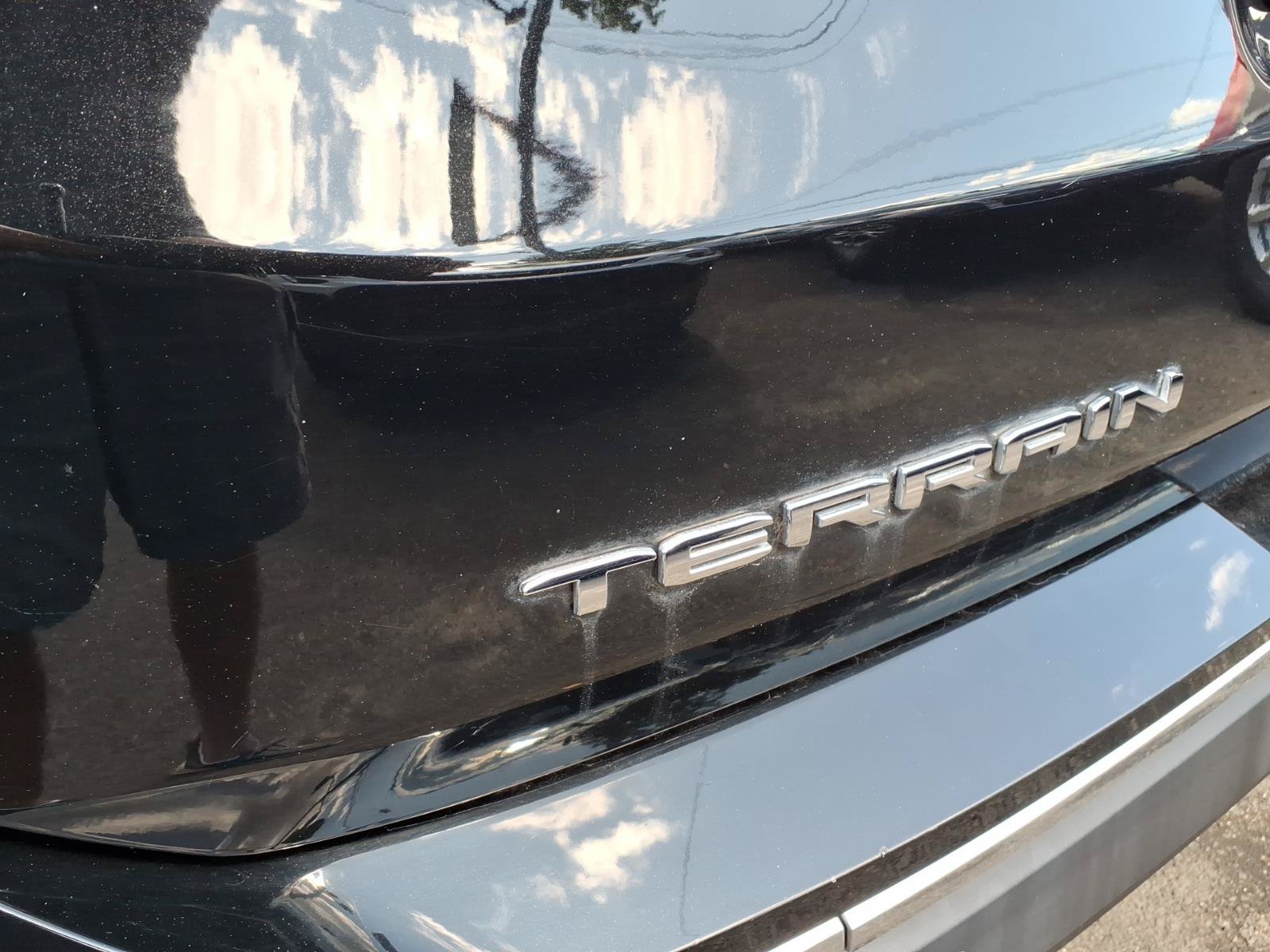 Used 2023 GMC Terrain SLT AWD/4WD image 10