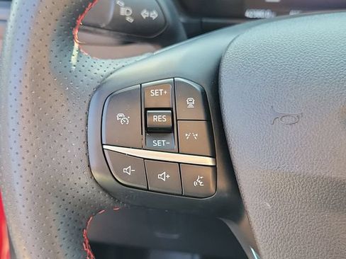 Certified 2024 Ford Escape ST-Line w/ Tech Pack #1 AWD/4WD image 17