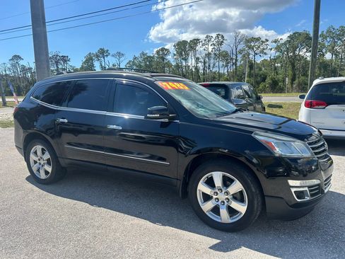 Used 2016 Chevrolet Traverse LTZ FWD image 8