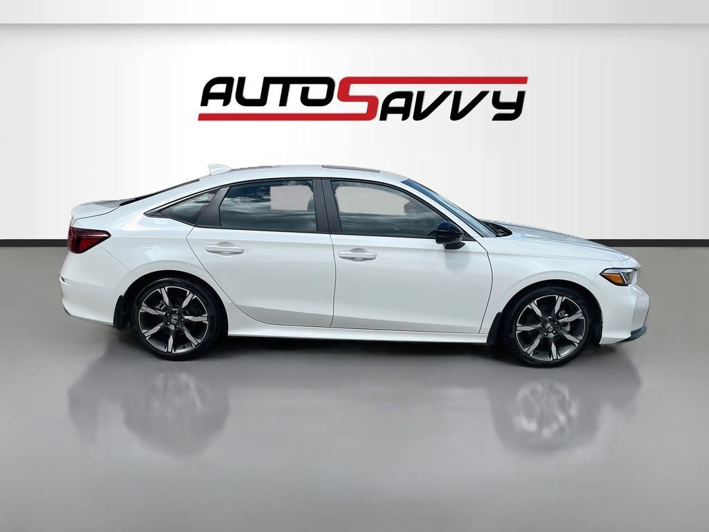Used 2025 Honda Civic Sport Touring image 8