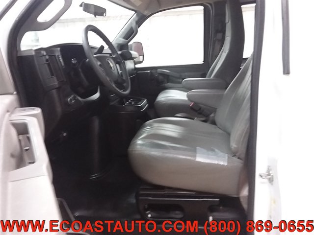 Used 2017 Chevrolet Express 2500 RWD image 12