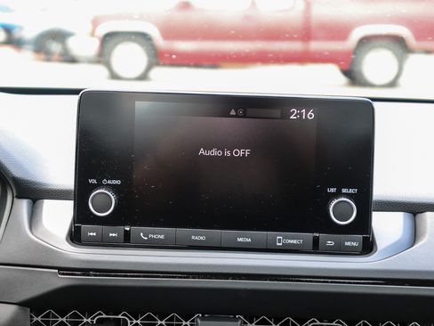 Certified 2025 Honda Accord LX image 17