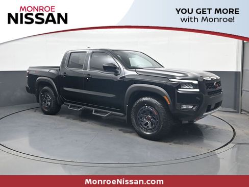 New 2026 Nissan Frontier PRO-4X w/ Pro-4x Convenience Package image 1