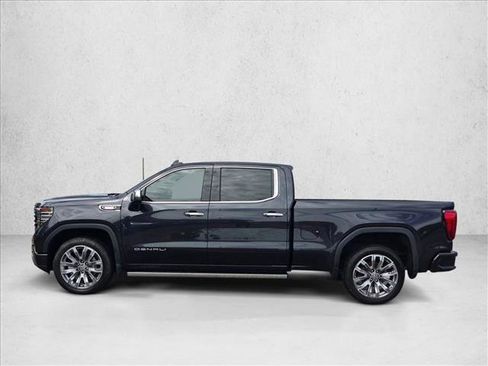 Used 2024 GMC Sierra 1500 Denali w/ Denali Reserve Package AWD/4WD image 5