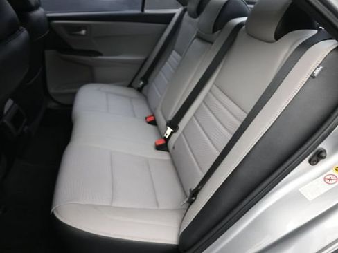 Used 2017 Toyota Camry SE FWD image 25