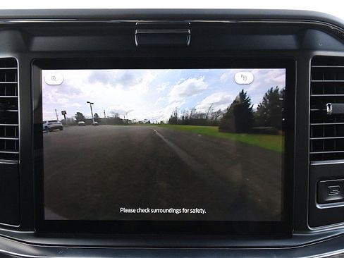 Used 2025 Ford F450 Lariat AWD/4WD image 22