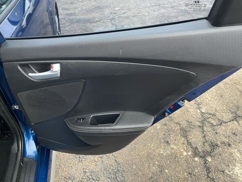 Used 2016 Hyundai Veloster Turbo image 30