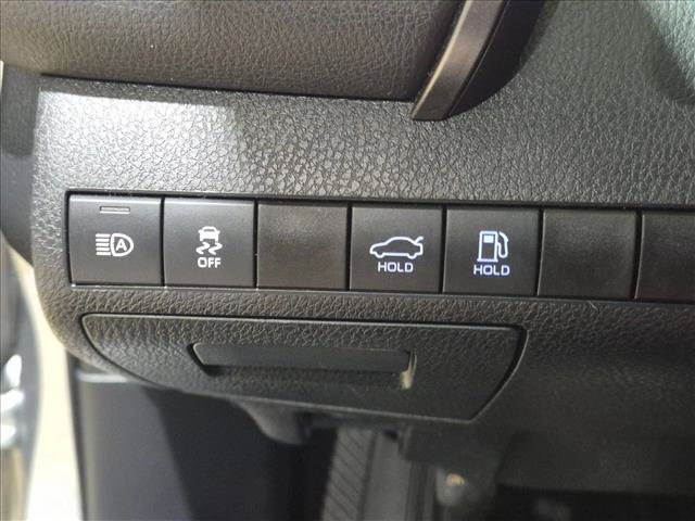 Used 2021 Toyota Camry LE FWD image 14