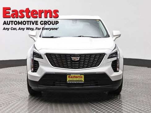 Used 2019 Cadillac XT4 Luxury AWD/4WD image 2