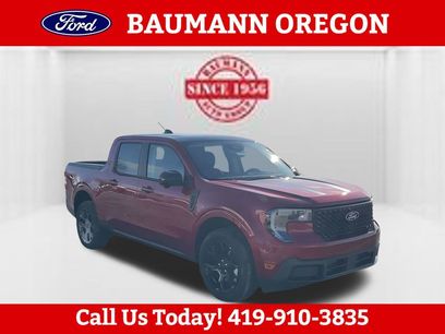 New 2026 Ford Maverick Lariat w/ Black Appearance Package