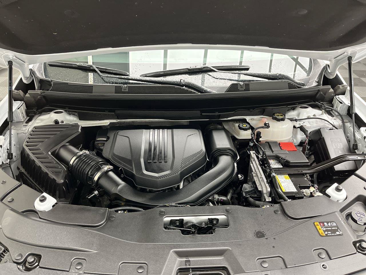 Certified 2025 Chevrolet Traverse LT AWD/4WD image 31