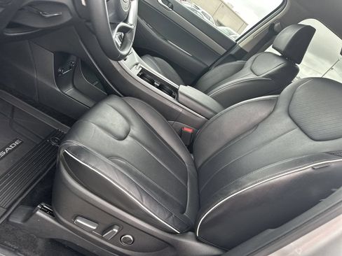 Used 2023 Hyundai Palisade SEL FWD image 11