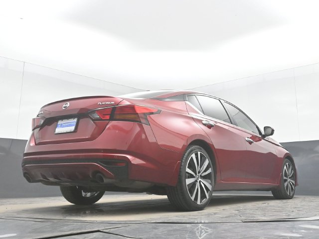 Used 2020 Nissan Altima 2.5 Platinum FWD image 49