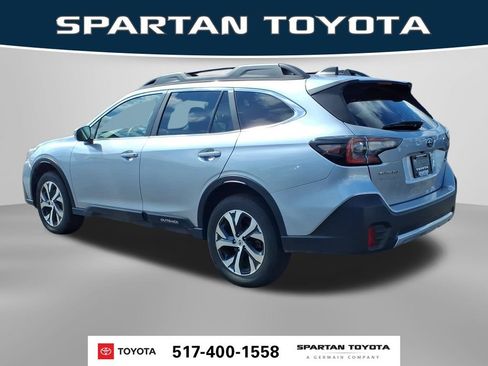 Used 2022 Subaru Outback Limited AWD/4WD image 10