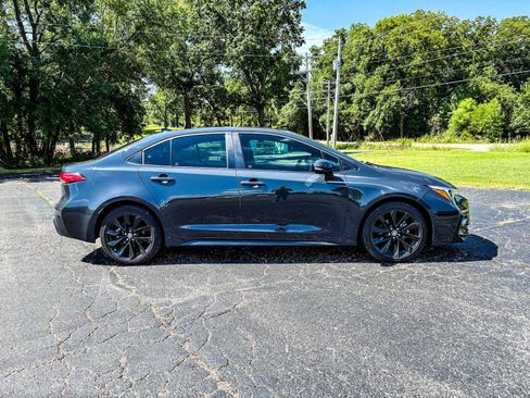 Used 2023 Toyota Corolla XSE image 8