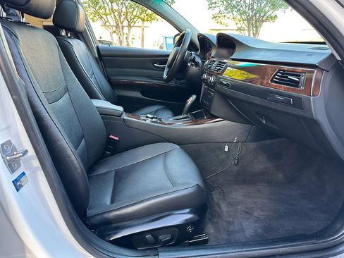 Used 2011 BMW 335d Sedan image 19