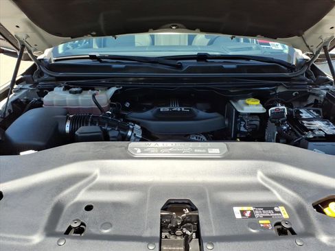 Used 2022 Jeep Grand Wagoneer Series II AWD/4WD image 10
