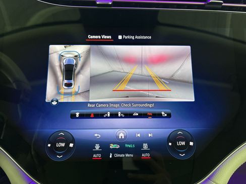 Certified 2023 Mercedes-Benz EQS 580 4MATIC Sedan image 19