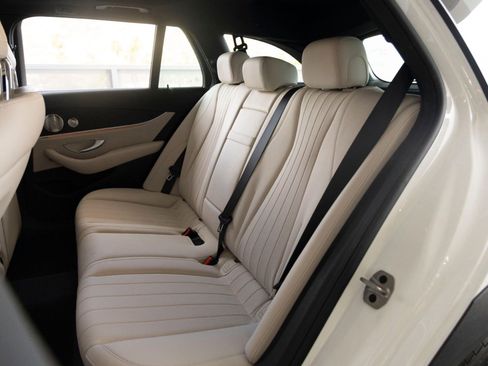 Used 2023 Mercedes-Benz E 450 4MATIC All-Terrain Wagon image 19