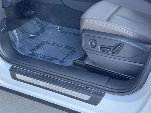 Used 2025 Audi Q5 2.0T Premium w/ Convenience Package image 20