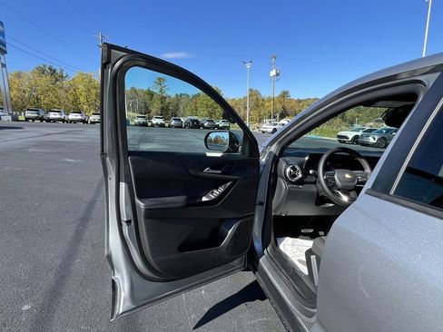New 2026 Chevrolet Equinox LT w/ Safety and Technology Package image 11