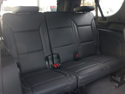 Used 2025 GMC Yukon XL Denali image 41