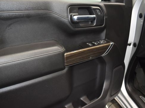 Used 2020 Chevrolet Silverado 1500 LT w/ All-Star Edition image 11