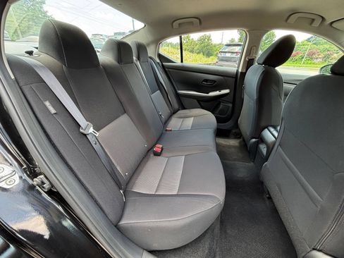 Used 2025 Nissan Sentra SV FWD image 35