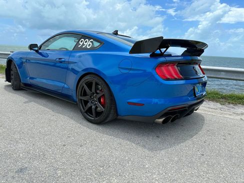 Used 2021 Ford Mustang Shelby GT500 w/ Carbon Fiber Track Pack RWD image 24